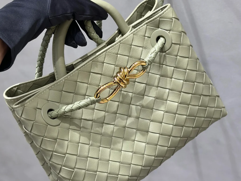 bottega veneta replica B