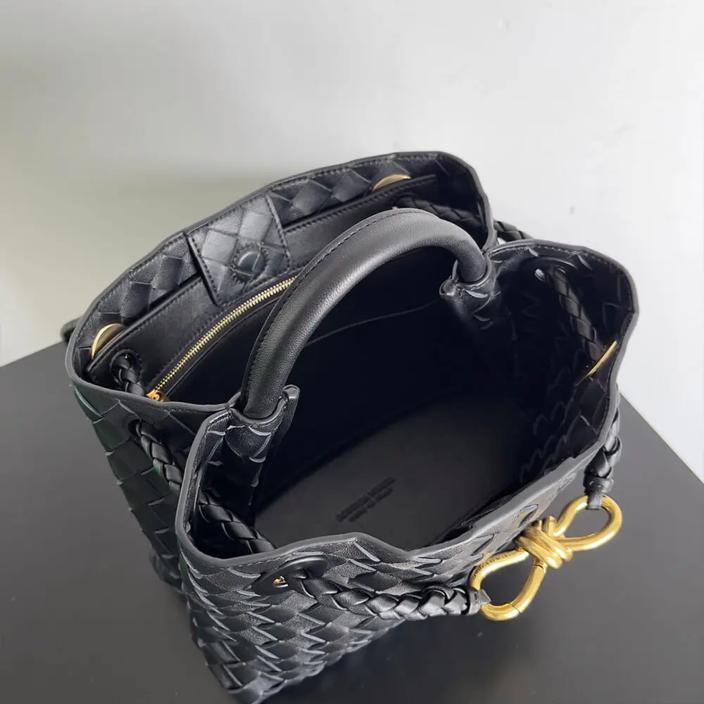 Close-up of the interior of the Bottega Veneta Small Andiamo Bag