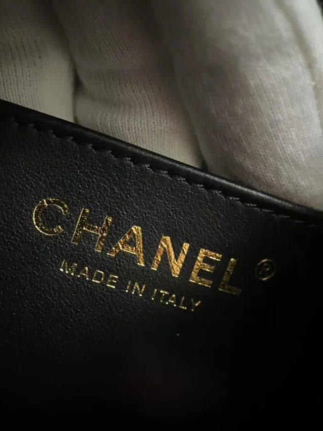 Interior-gold-embossed-CHANEL